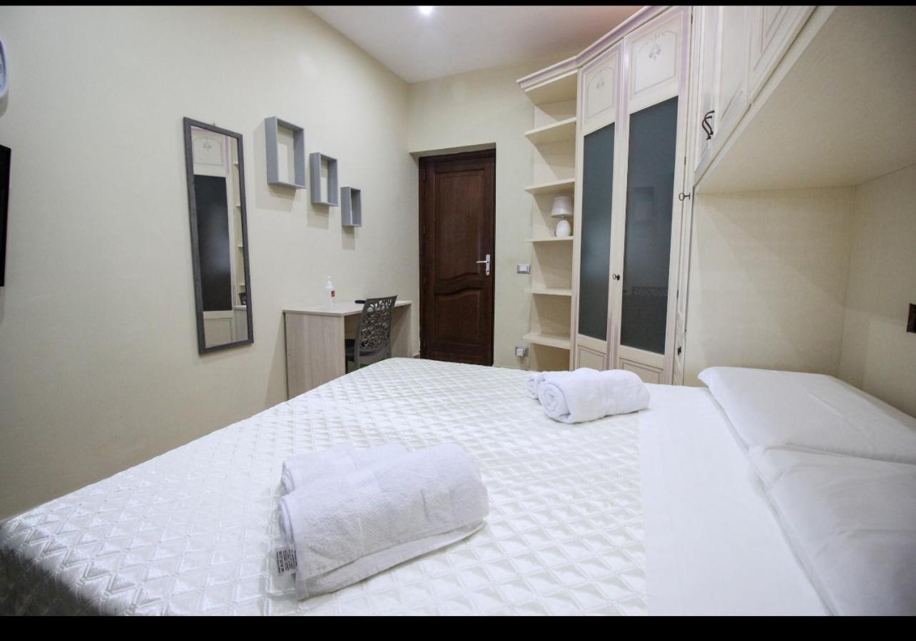 Anthony Apartments Central Station Palermo Bagian luar foto