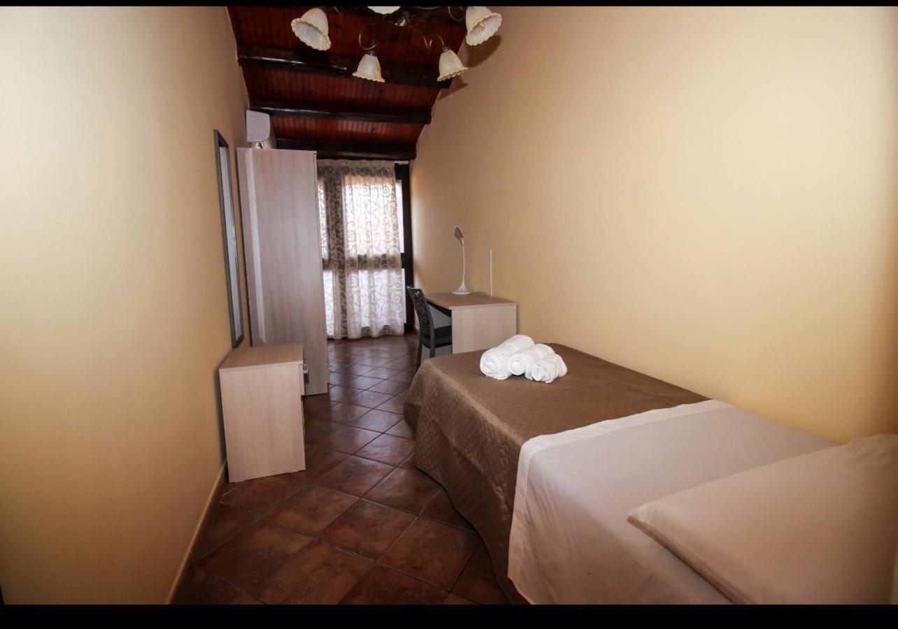 Anthony Apartments Central Station Palermo Bagian luar foto